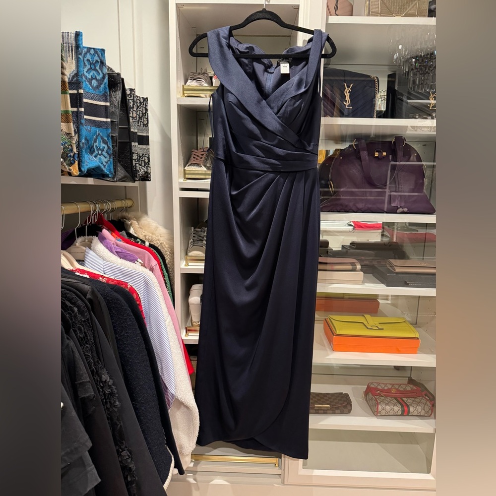 Women’s Gown (long)